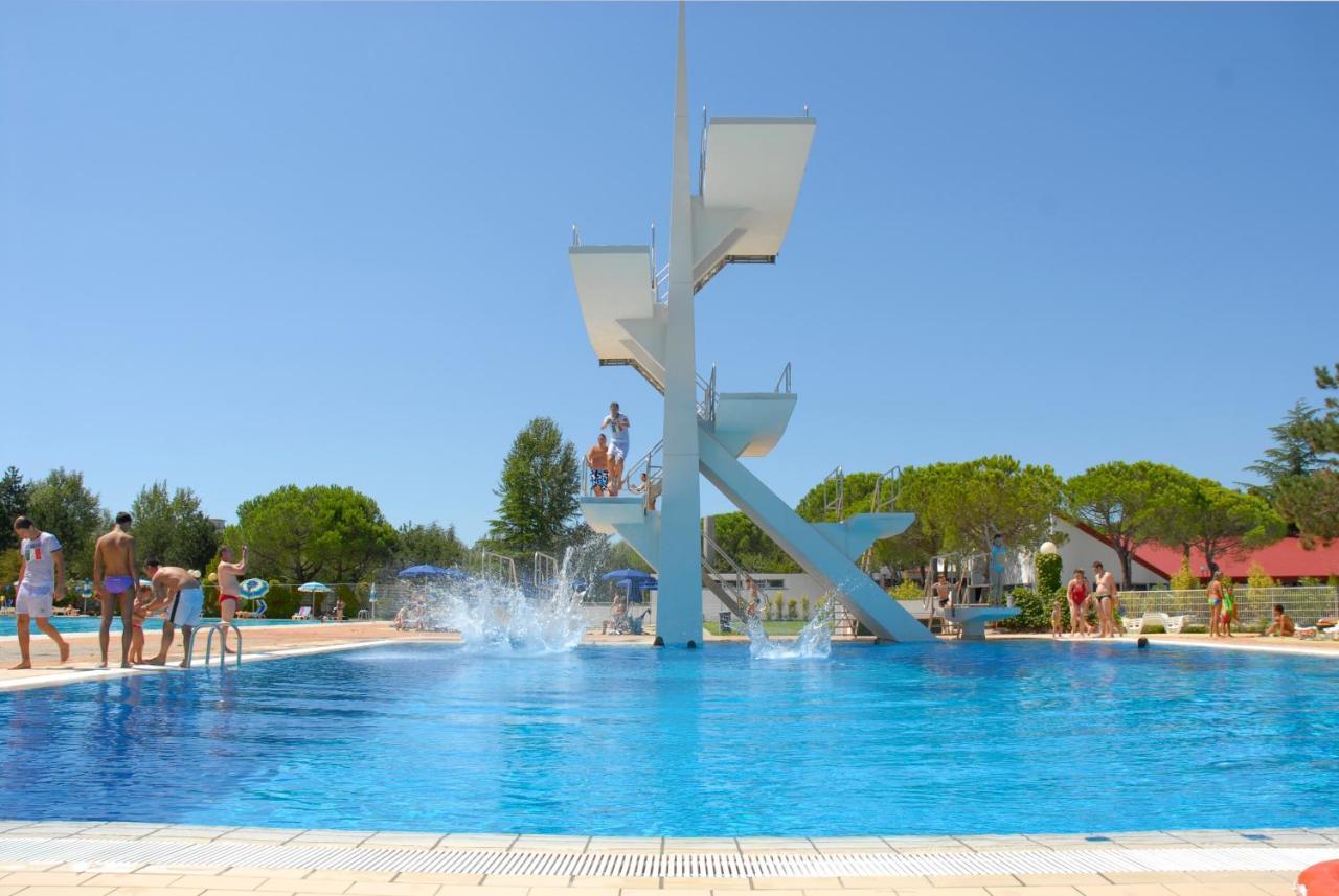 Club Del Sole Marina Julia Family Collection Hotel Exterior foto